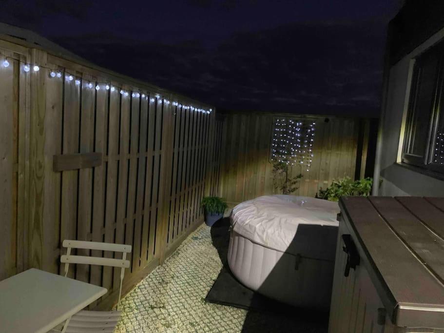 St Agnes Perfect Location, Hot Tub, Sea Views, Gym 아파트 외부 사진